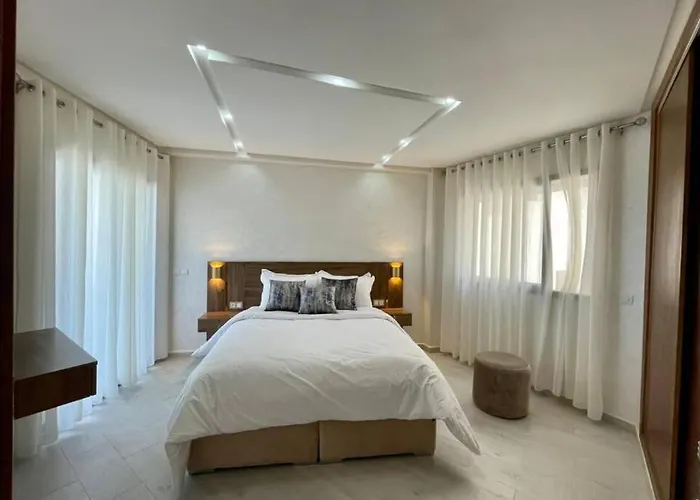 Superbe Appartement En Front De Mer Haut Standing